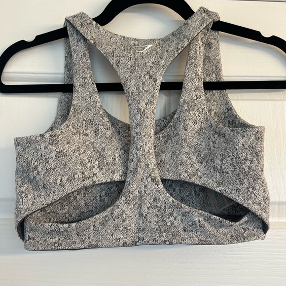 Gymshark Sports Bra - Picture 3 of 7